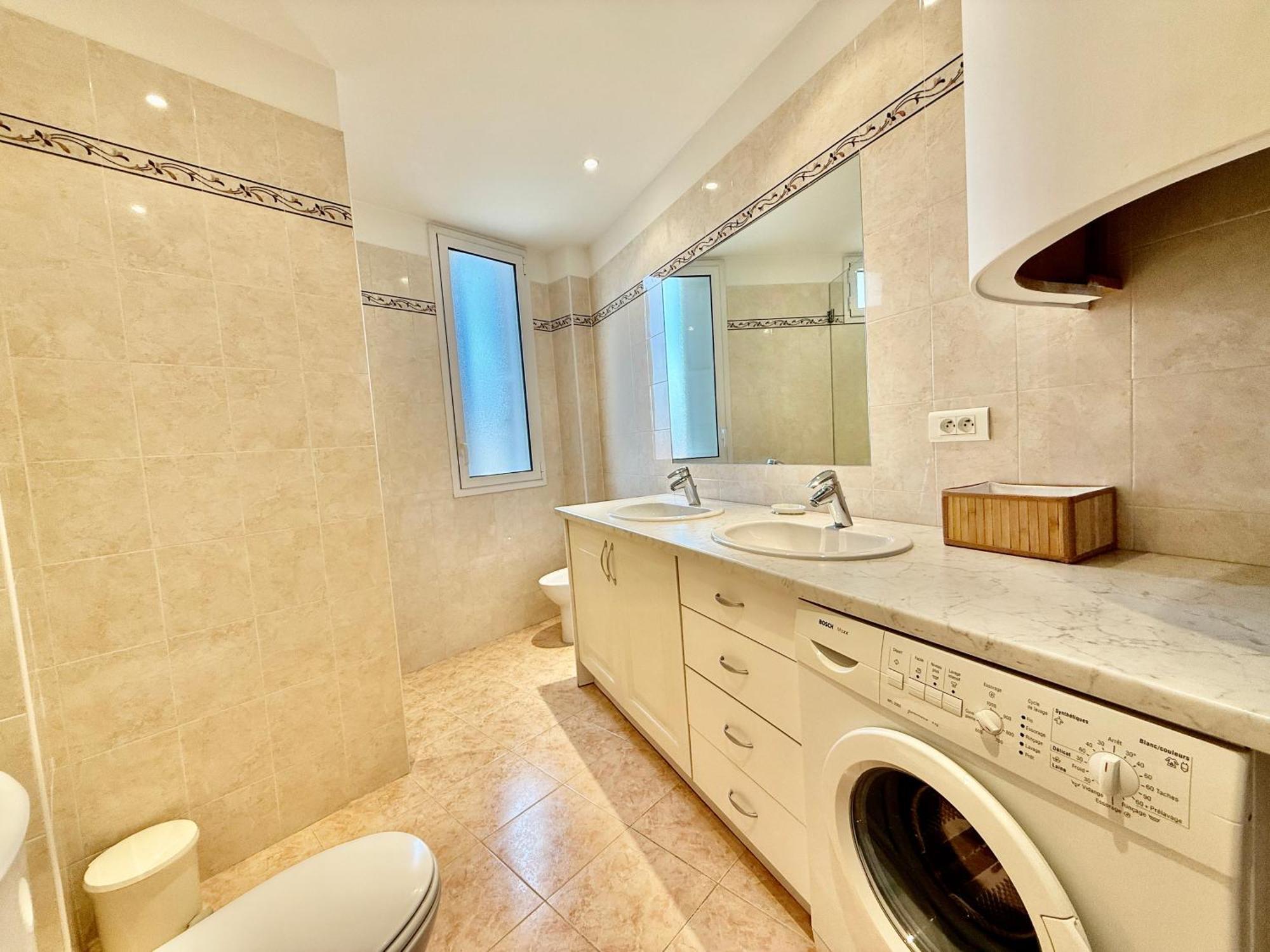 Appartement Hoche Centre-ville *
